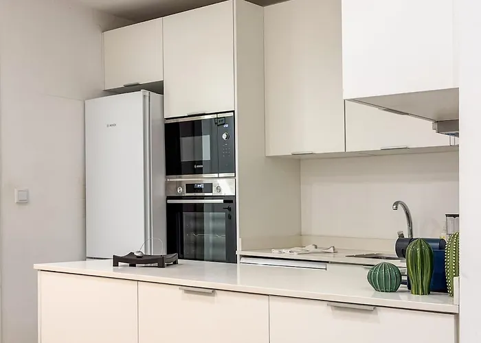 شقة Your In Santa Marta Next To Liberdade Lisboa