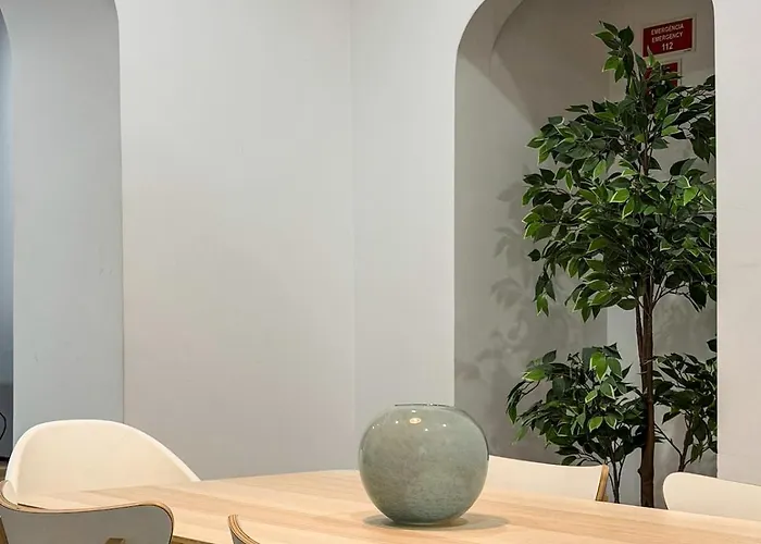 Your In Santa Marta Next To Liberdade شقة Lisboa