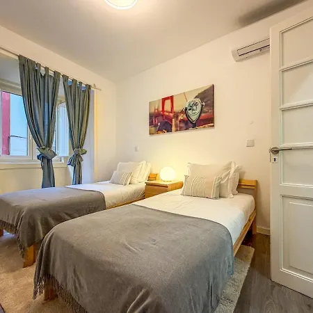 Your In Santa Marta Next To Liberdade *