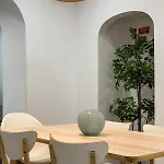 Your In Santa Marta Next To Liberdade Апартаменты Лиссабон